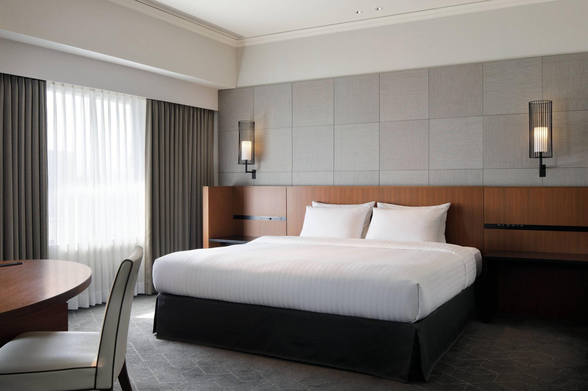 Courtyard By Marriott Shin-Osaka Station Hotel Ngoại thất bức ảnh Deluxe King
